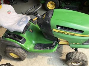2008 John Deere La135
